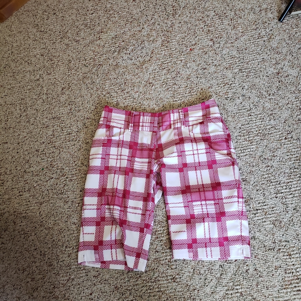 ADIDAS CLIMALITE Bermuda Golf Shorts Women's 8 Plaid Red/White Board Shorts